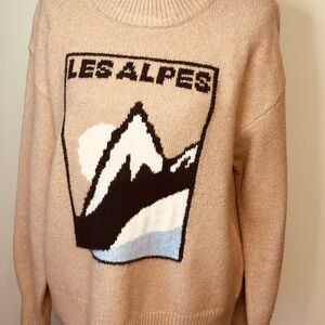 Universal Thread Beige Crewneck Sweater with Mountain Design